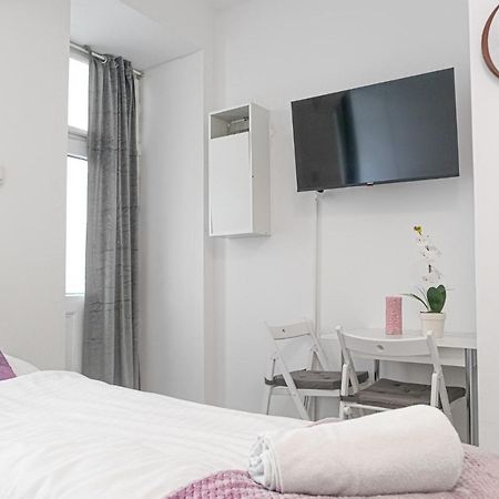 Cozy Room @ Hauptbahnhof - Well Situated & Central Wien Ngoại thất bức ảnh
